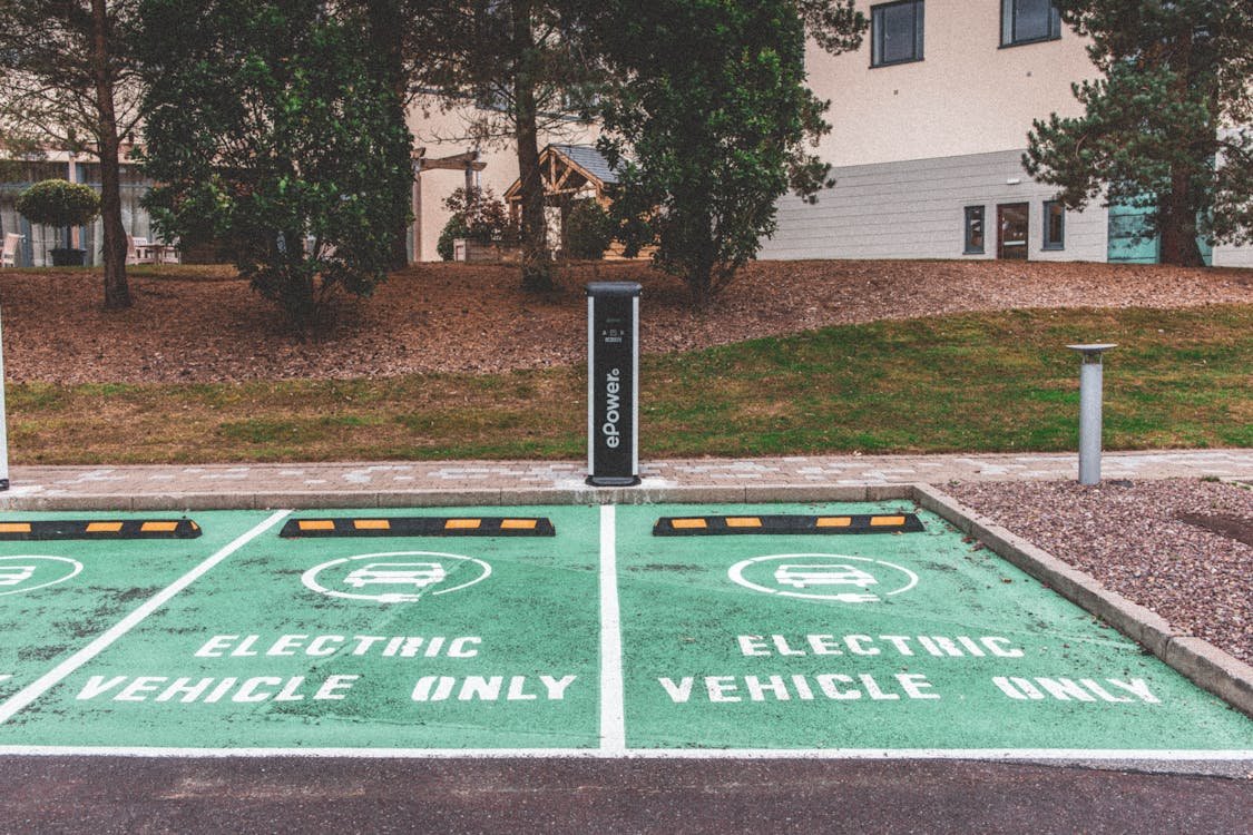 Electric Vehicle Charging in Leeds Where to Plug In